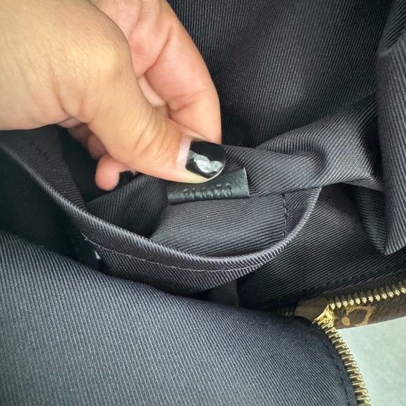 Louis Vuitton palm spring monogram pm - Picture 11 of 15